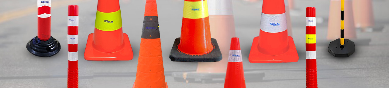 Apa Perbedaan Safety Cone, Stick Cone, dan Kerucut Lalu Lintas? Simak Penjelasannya!